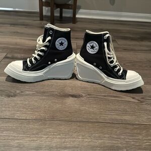 Chuck 70 DeLux Wedge Black and White 6 converse